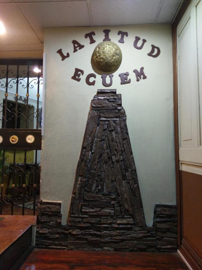 Hostal Latitud Ecuem Quito Exterior foto
